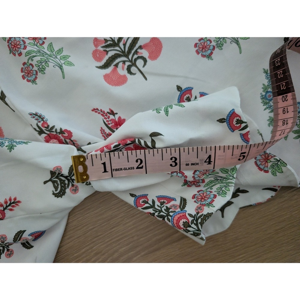 Talbots Scalloped Hem Floral Print Shorts White Pink Blue Cotton Blend Petite 6P - Picture 8 of 8